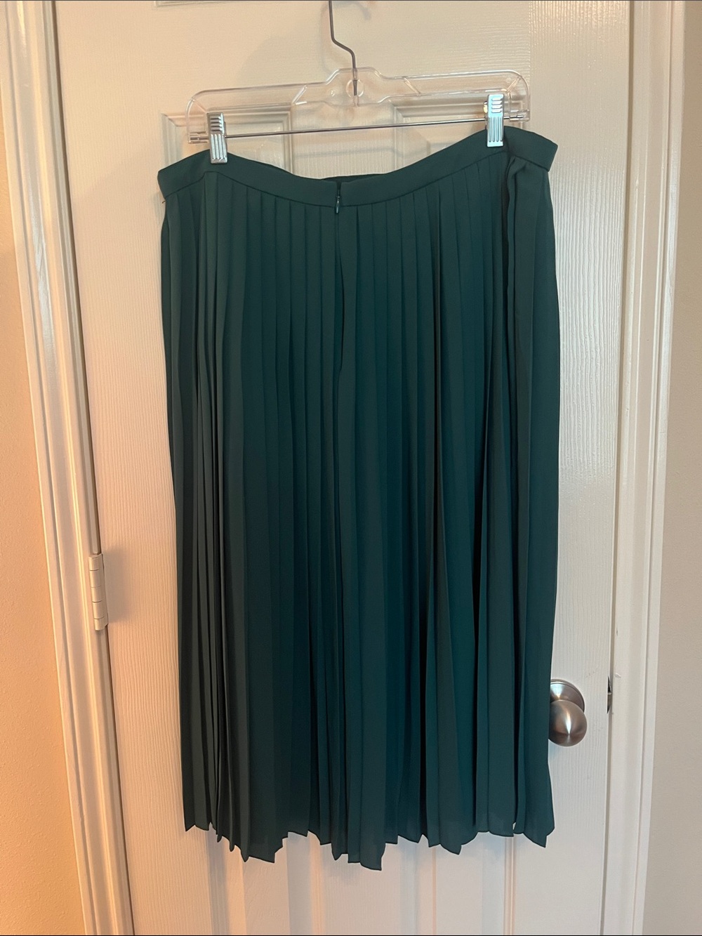 NWT J. Crew Full Pleated Skirt - Picture 3 of 8